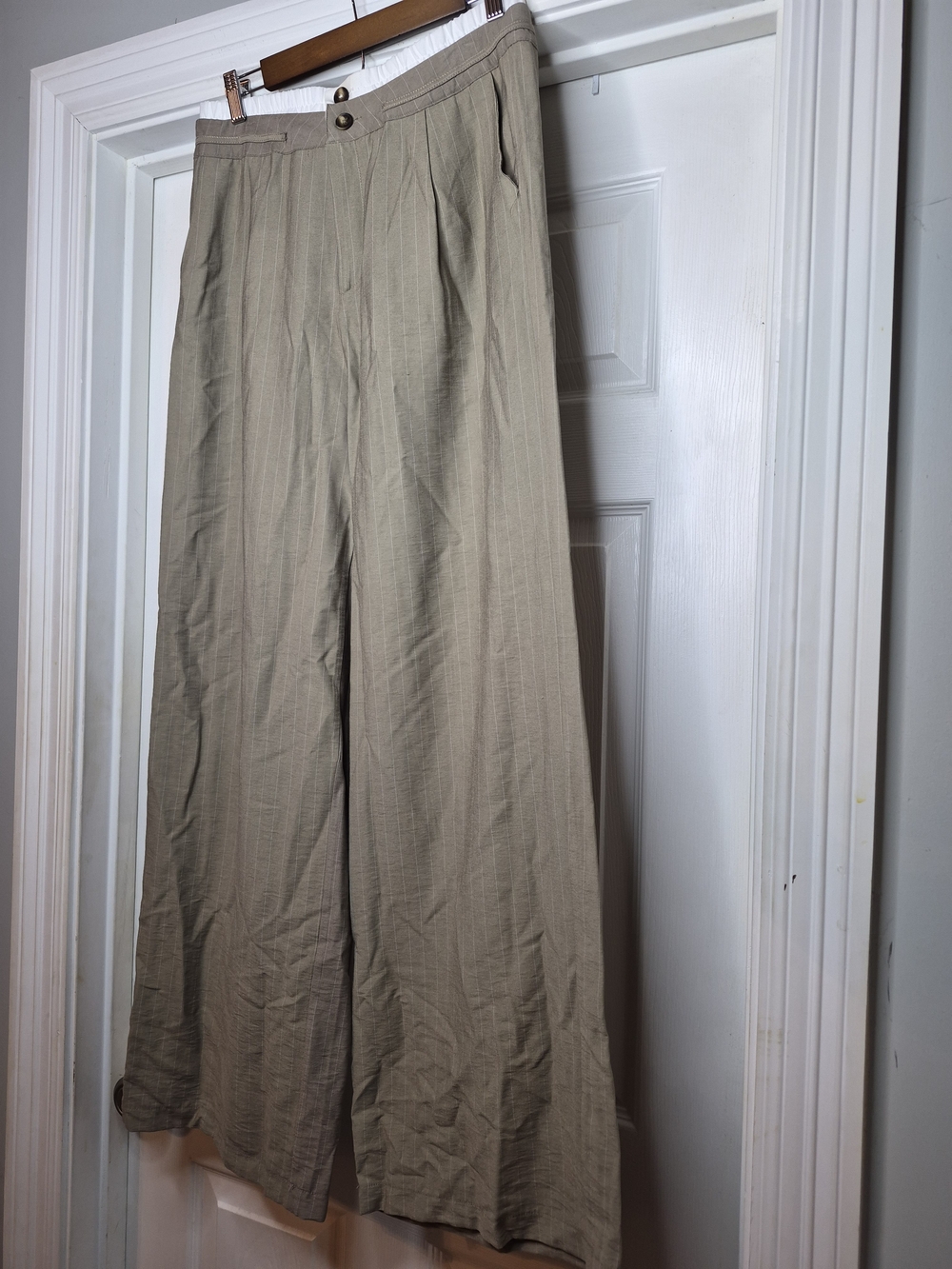 C'ISA Wide Leg High Waist Pinstripe Trousers in Light Tan Large